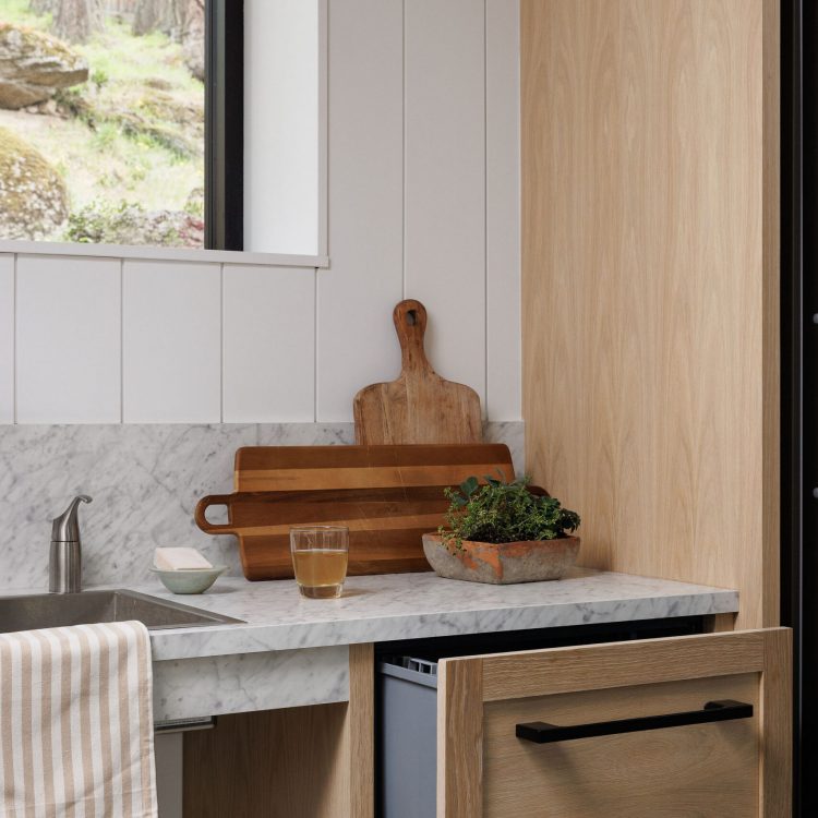07_MontereyKitchen_MaryMcNeillKnowles