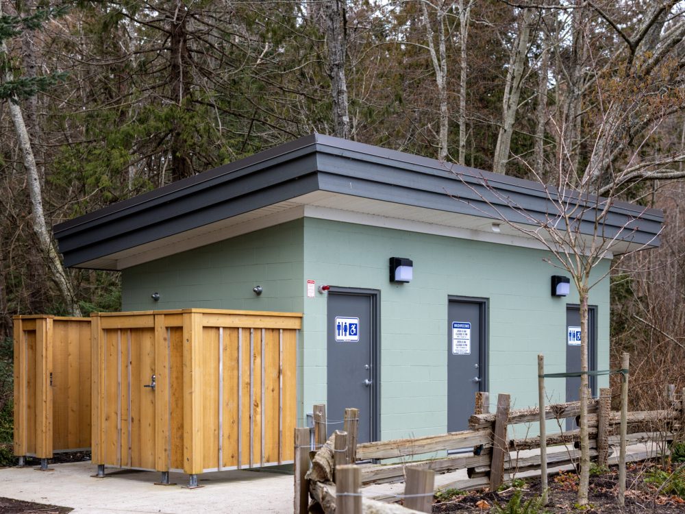 MAKON - NECKPOINT WASHROOM-002