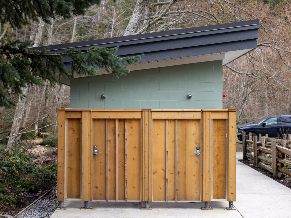 MAKON - NECKPOINT WASHROOM-004