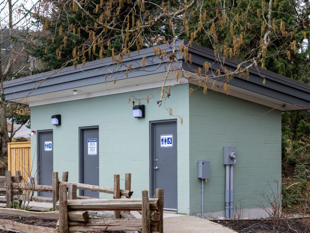 MAKON - NECKPOINT WASHROOM-005